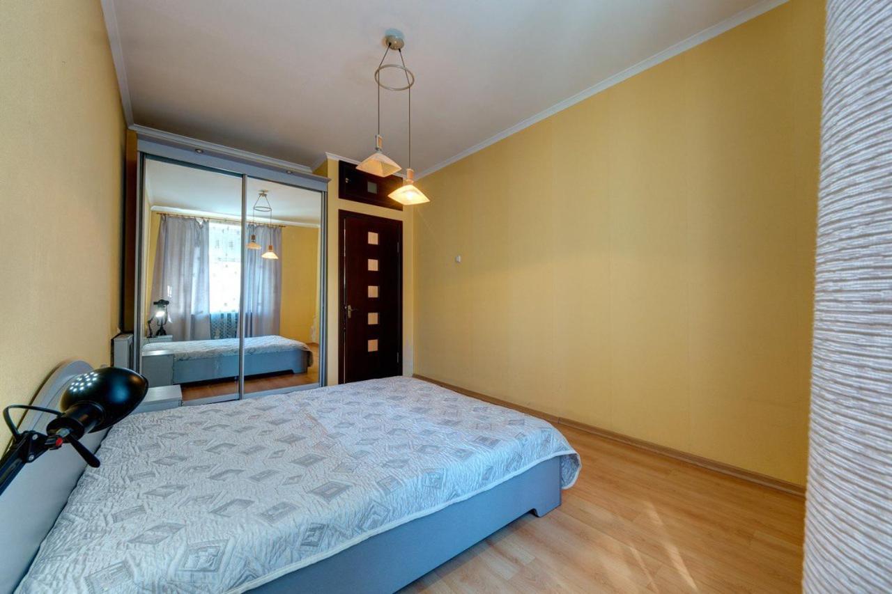 Apartments With Three Rooms On Shevchenko Blvd 基輔 外观 照片